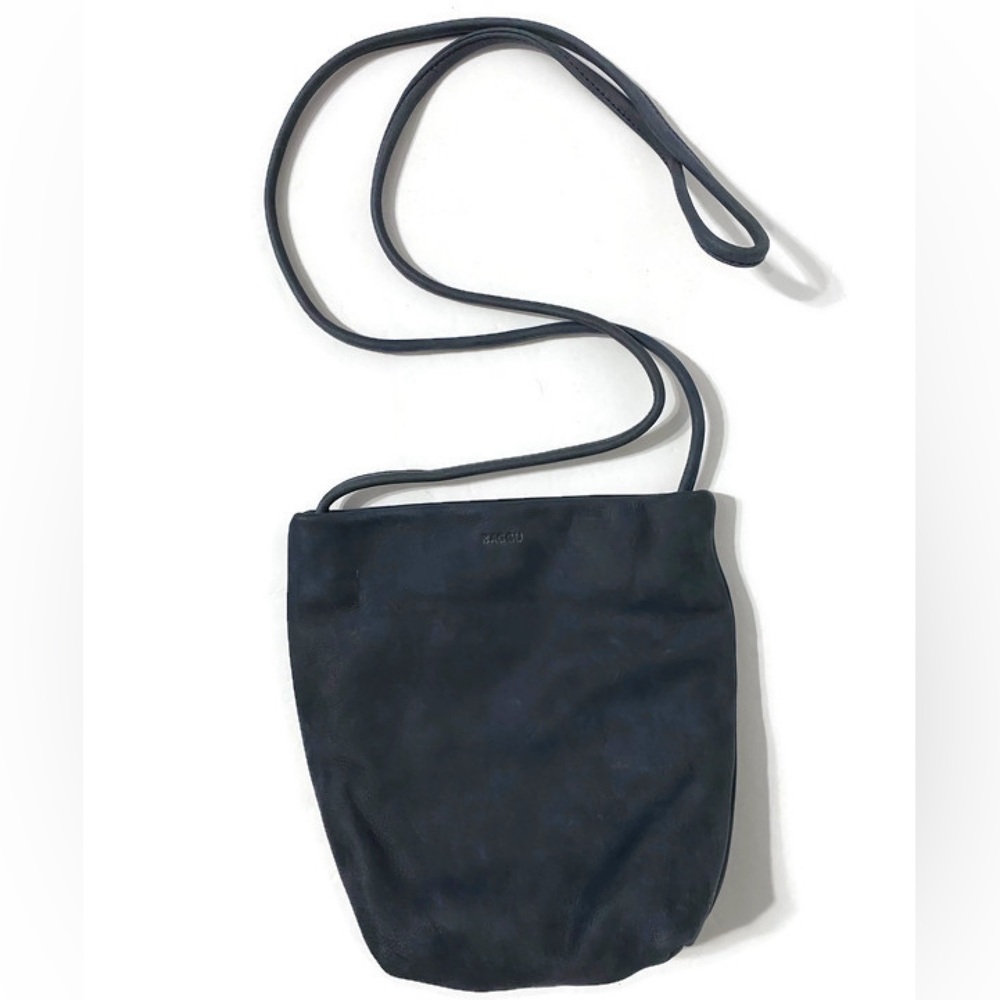 Vintage leather BAGGU crossbody
